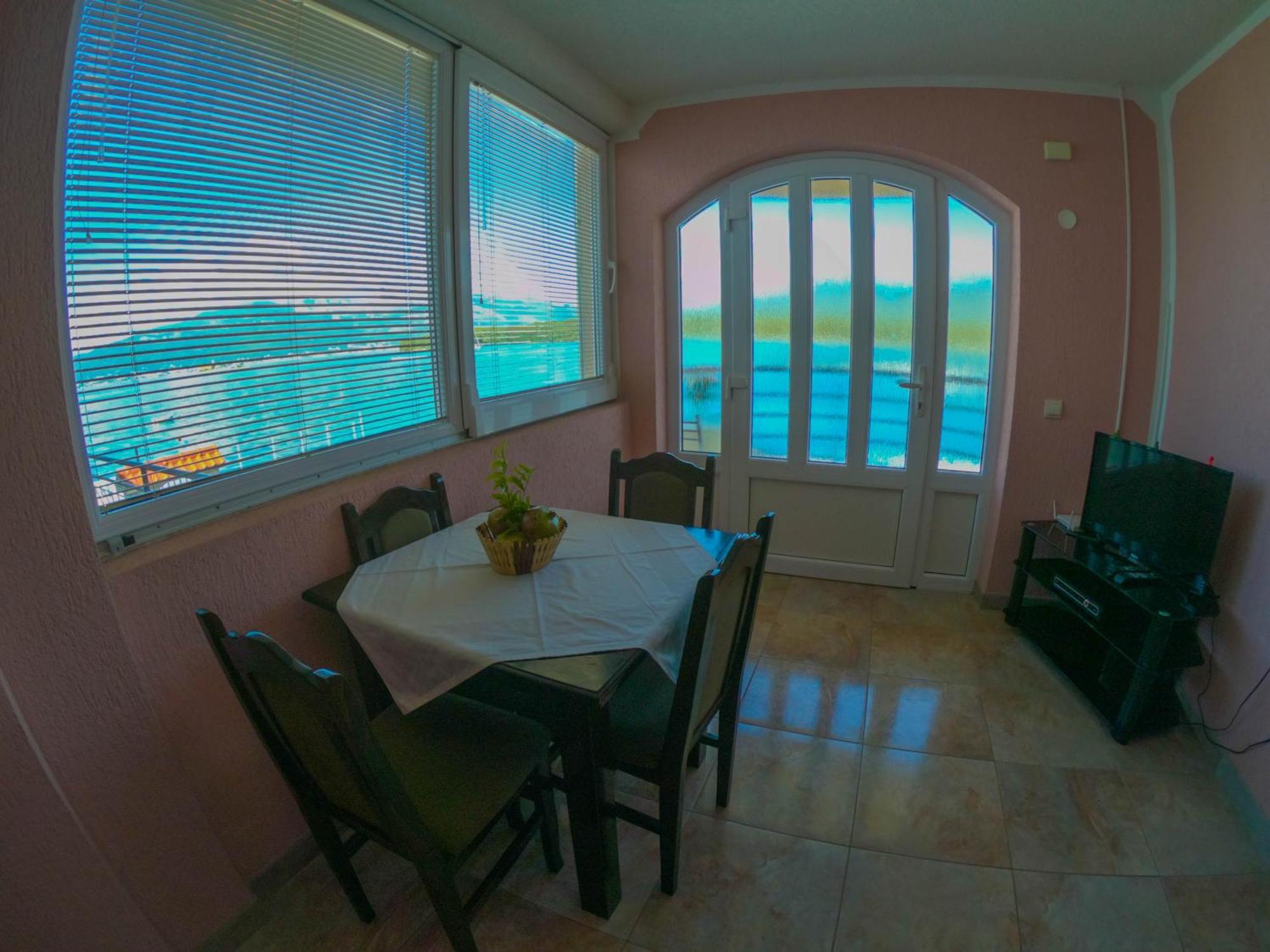 Porto Del Sole Apartments Tivat Exterior photo