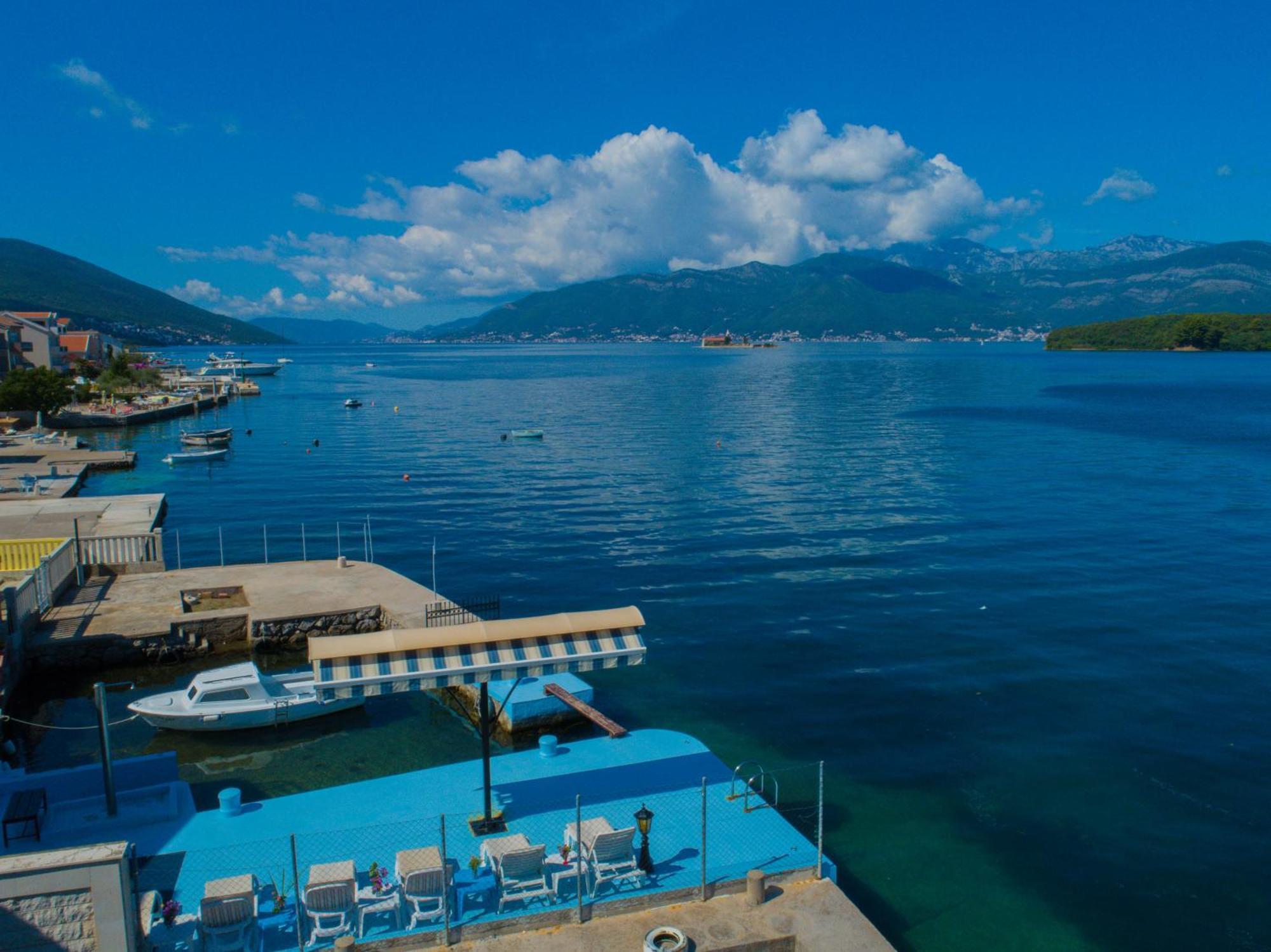 Porto Del Sole Apartments Tivat Exterior photo
